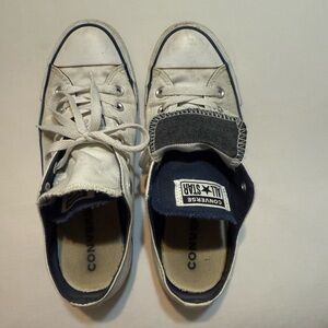 Women’s Converse All Stars